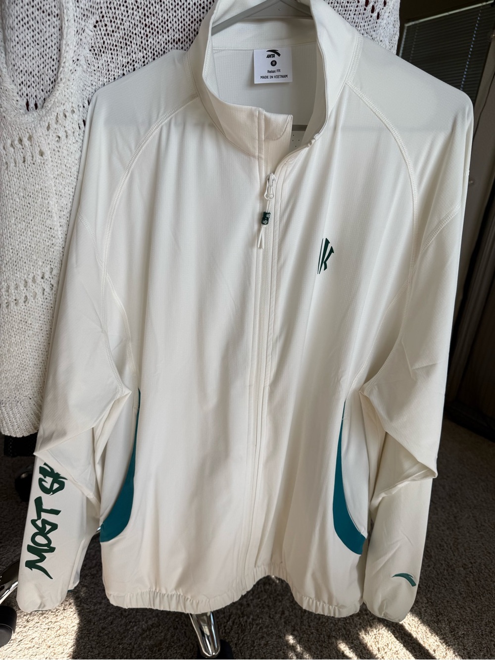 Anta Kai (Kyrie Irving) Jacket men’s M loose fit